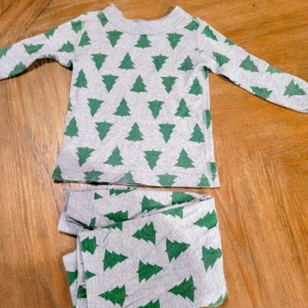 Hanna Andersson Christmas PJs 3T
